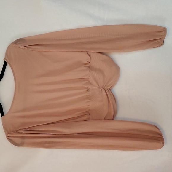 NWOT Fashion Nova Ruched Waist Surplice Top - Picture 6 of 9